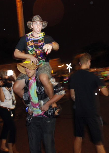 082512mp-taylor-morris-glowstik-5K-5
